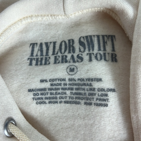 Taylor Swift Sz M Eras Tour Hoodie Fearless Edition Cream - Picture 3 of 7